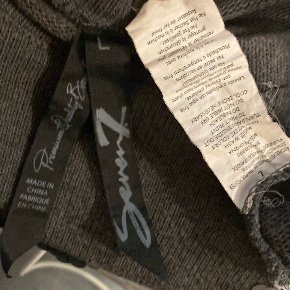 SEVEN7 - sweater: gray rayon / poly l/s w large silver sequin star - L - Picture 5 of 16